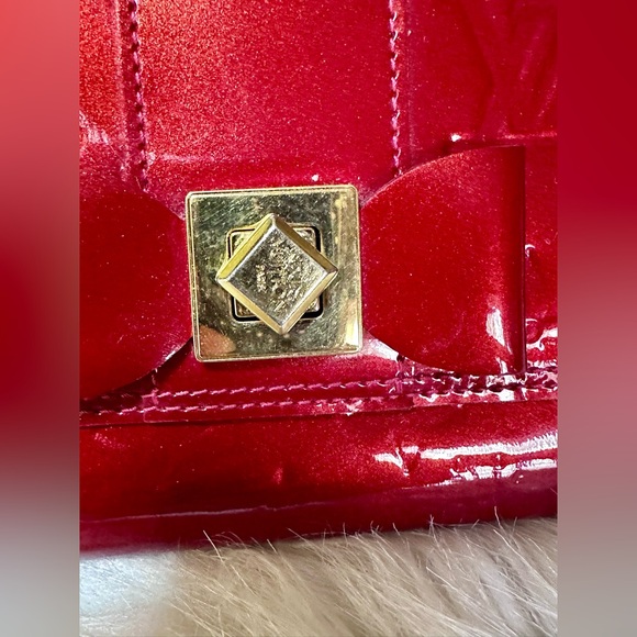 Authentic Louis Vuitton Red Vernis 2 Fold Wallet - Picture 4 of 6
